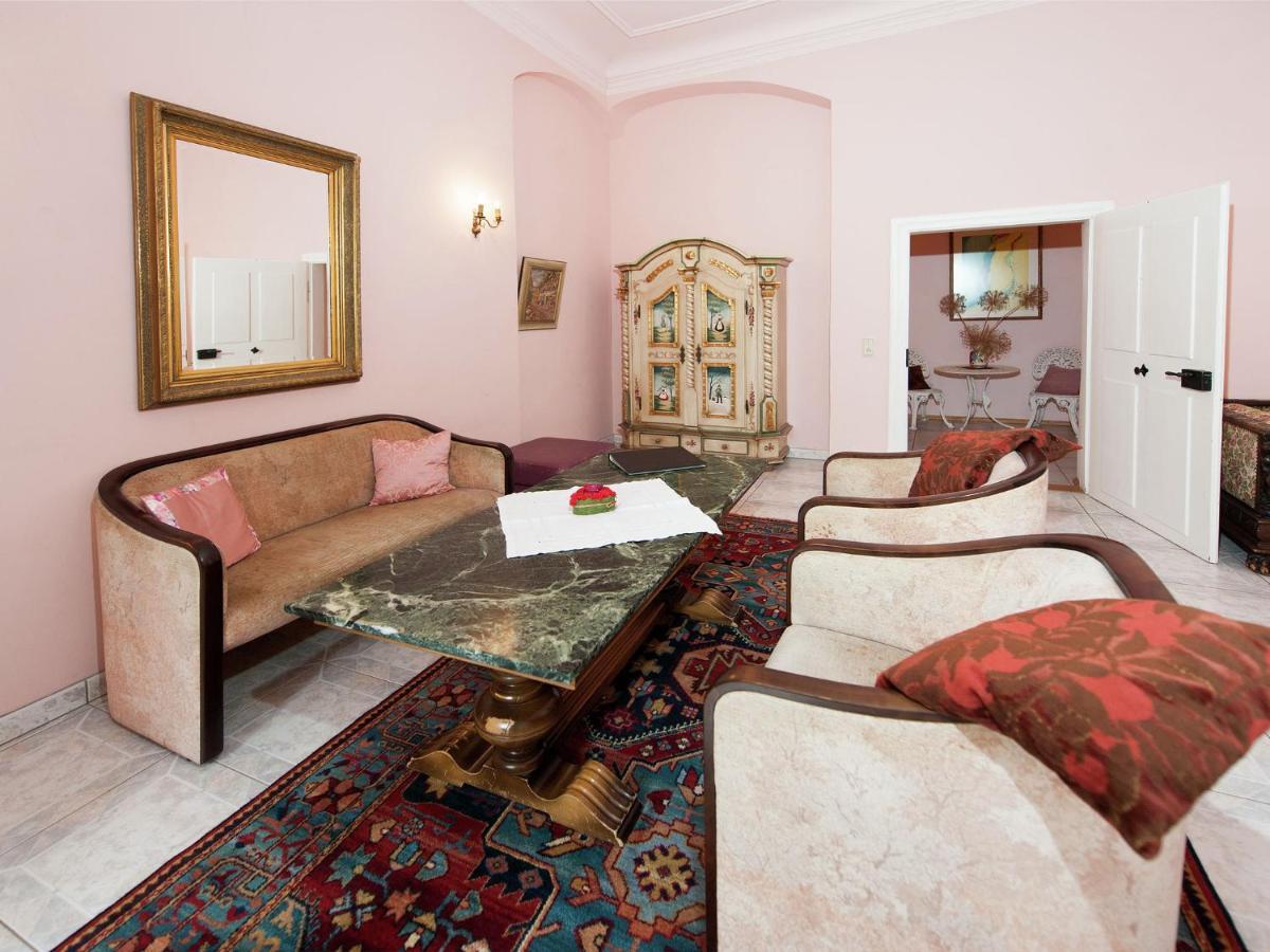 Vintage Apartment In Arzberg Triestewitz Esterno foto