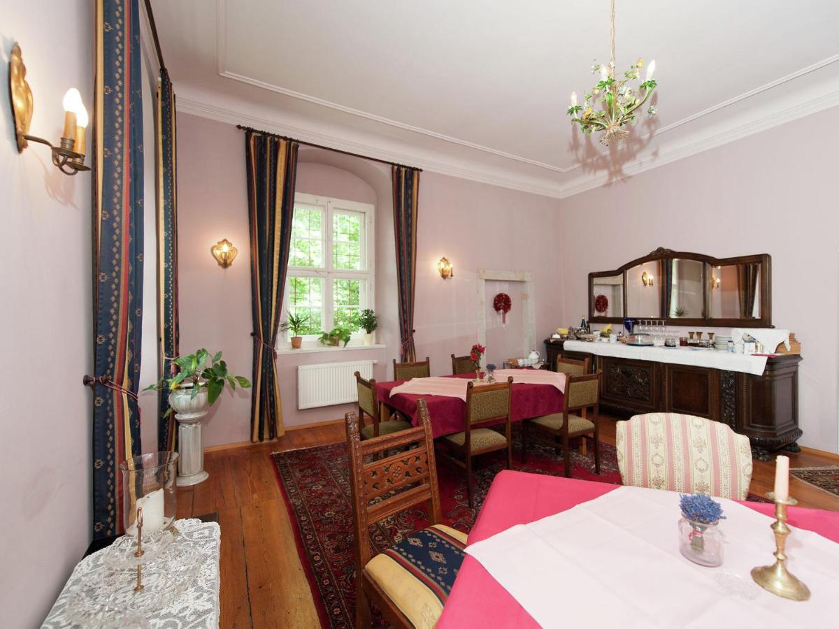 Vintage Apartment In Arzberg Triestewitz Esterno foto