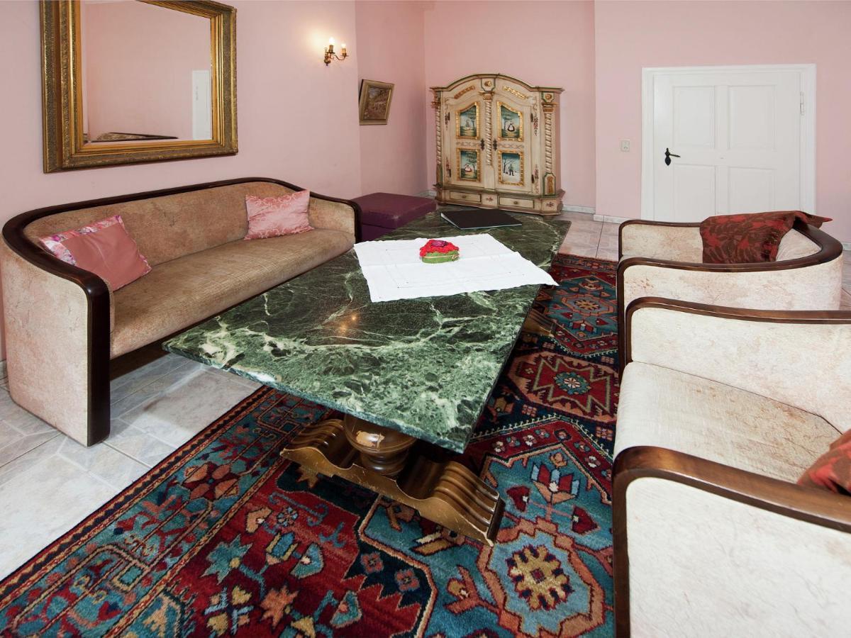 Vintage Apartment In Arzberg Triestewitz Esterno foto